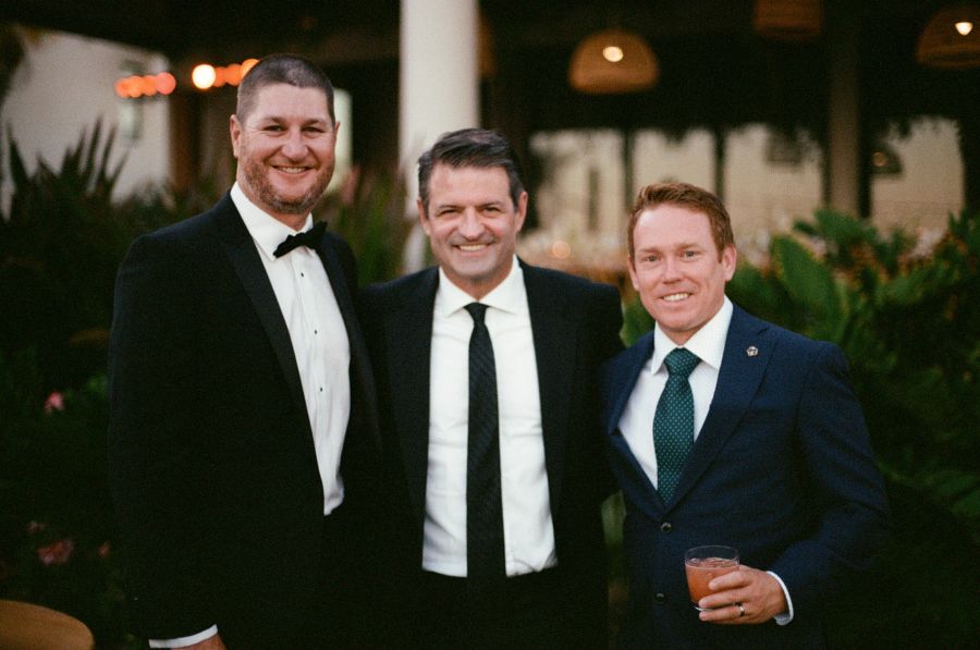 Guests at cocktail hour during wedding in chileno bay auberge resort in los cabos