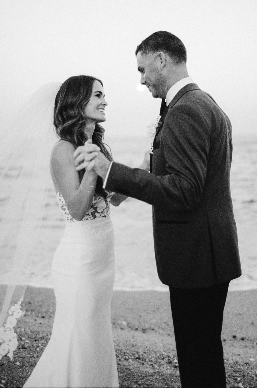 Couple portraits during romantics sessions of wedding in chileno bay auberge resort in los cabos